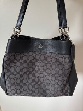 Coach Lexy shoulder bag